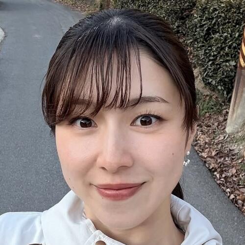 MBS河西美帆アナ「テレビでは見れない」ノースリワンピ姿に「完全にモデル」「眩しすぎ」