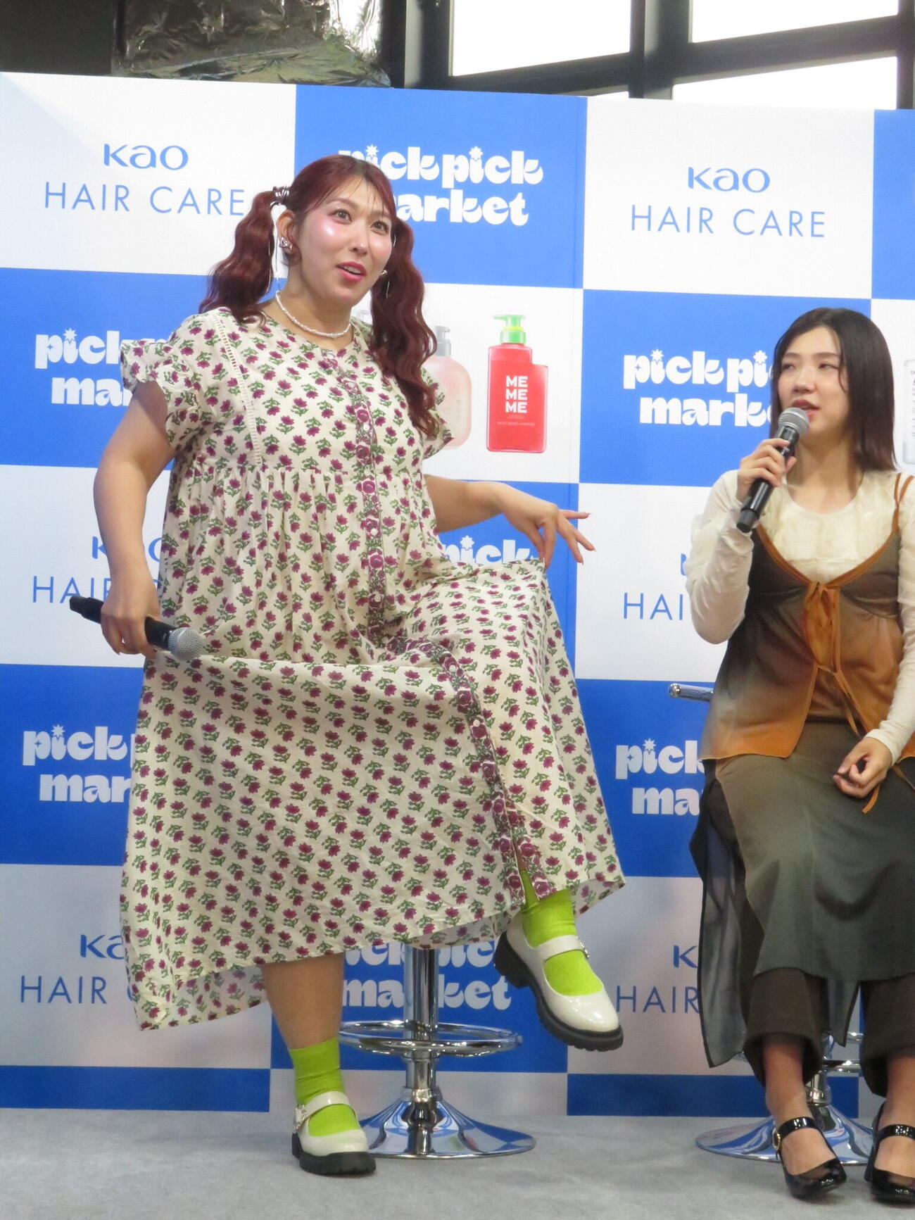 「pick pick market presented by KAO HAIR CARE」PR発表会に出演した3時のヒロインの左からゆめっち、福田麻貴