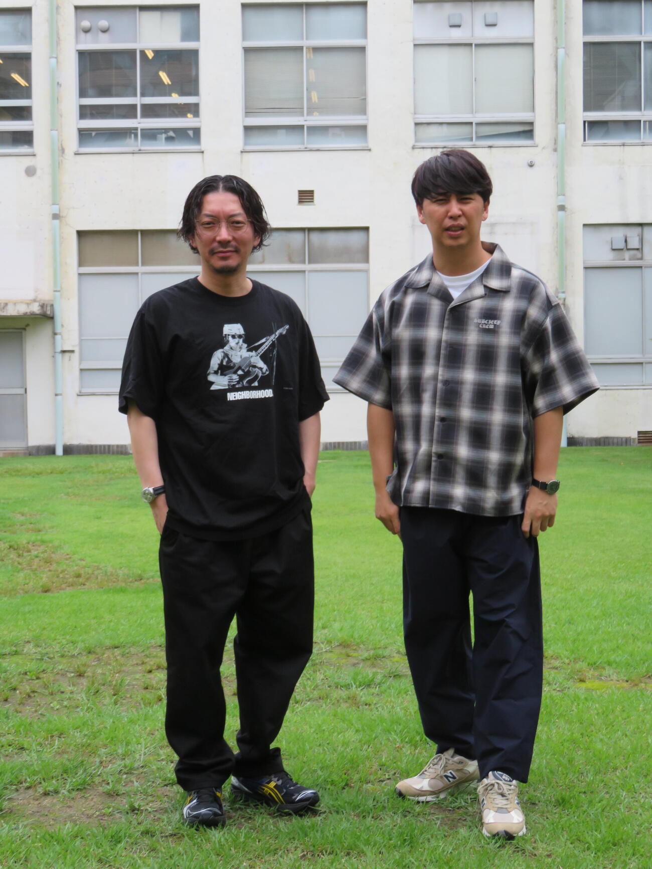 「ニューヨークの横からシツレ～します！」開催にあたり取材会を開いたニューヨークの嶋佐和也（左）と屋敷裕政（撮影・村上幸将）