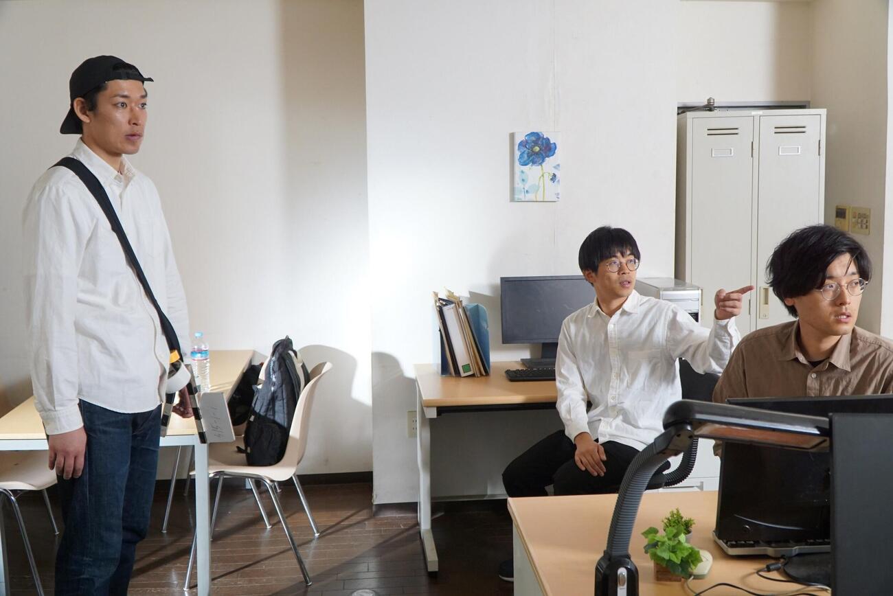太田プロダクションの若手俳優ショートドラマユニット「星の四谷三丁目シアター」と若手芸人がコラボした「エキストラ」