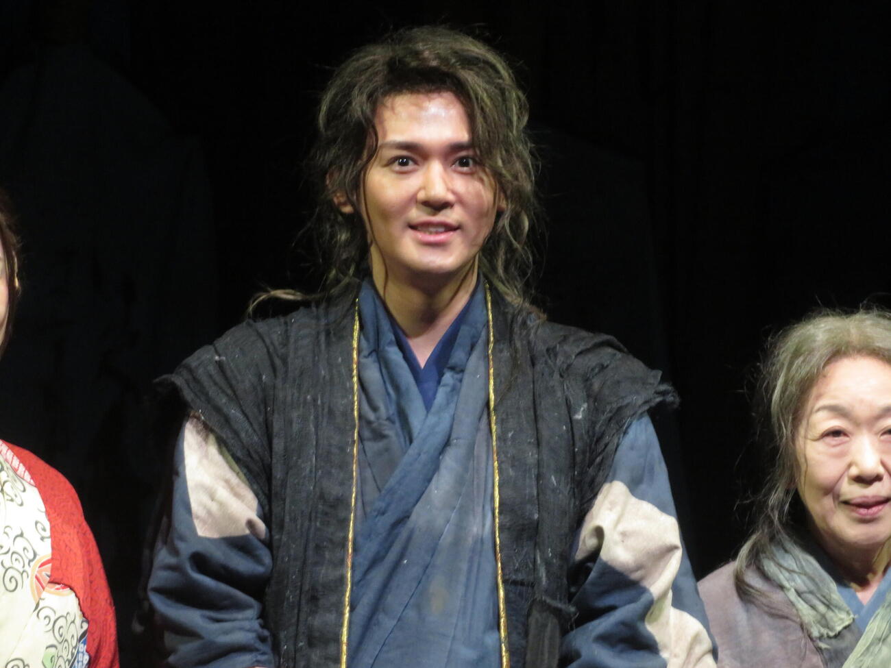 舞台「うま－馬に乗ってこの世の外へ－」開幕前会見と公開ゲネプロに出席した小瀧望
