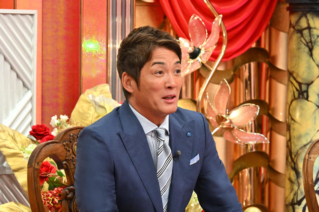 「THEシン世界サミット」でMCを務める長嶋一茂（C）TBS