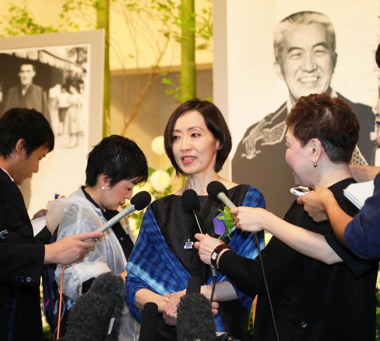 永六輔さんお別れ会で父との思い出を語る永麻理（2016年8月撮影）