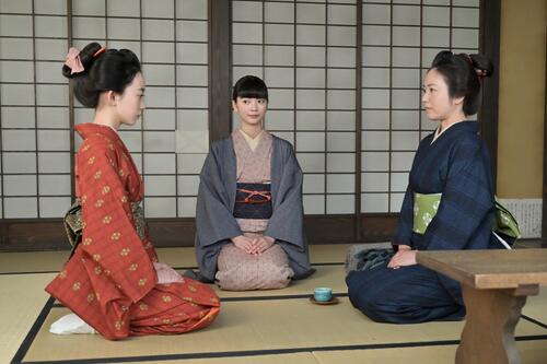 【17日の風、薫る】女学校の寮に久の母、サワがやってくる　サワの事情を聞いた、りんは…