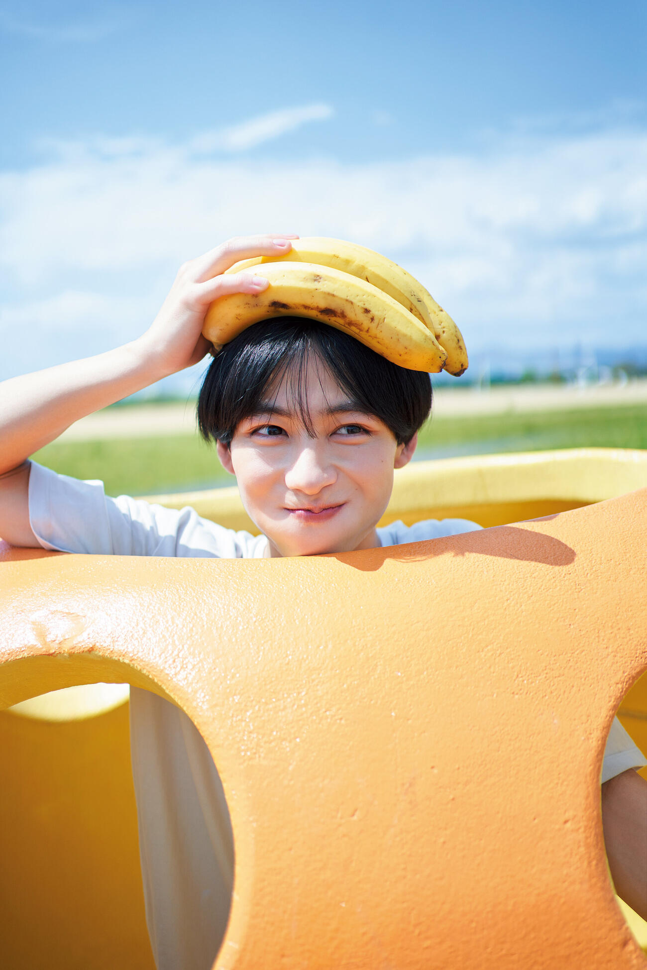 カンテレ秦令欧奈アナウンサーのファースト写真集「れおなびより」からお気に入りの写真（C）主婦と生活社