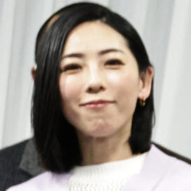 矢沢心、ほしのあきとの仲良し動画公開　ショートパンツの全身ピンクコーデに「足も綺麗」