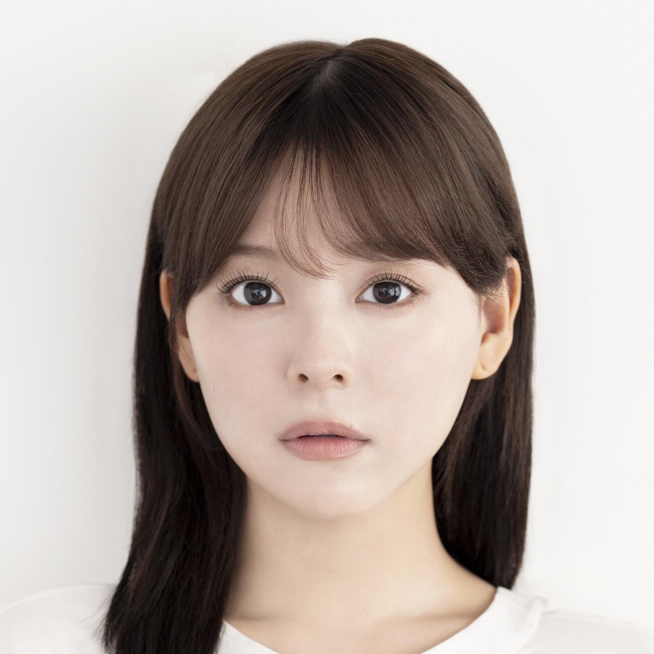 芸能事務所エヴァーグリーン・エンタテイメント所属となる齊藤なぎさ
