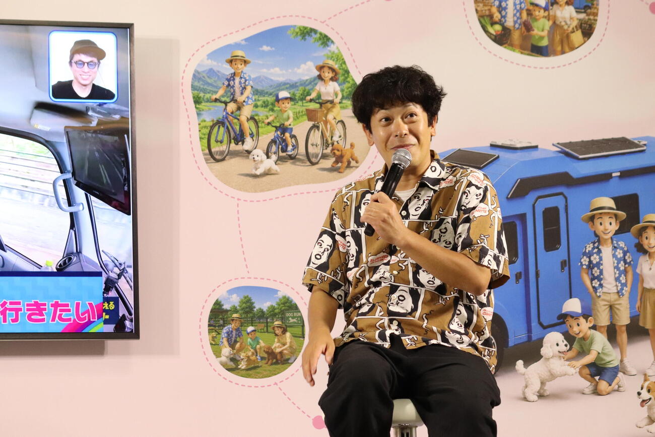 「東京キャンピングカーショー2026」トークイベントに出席した流れ星☆ちゅうえい