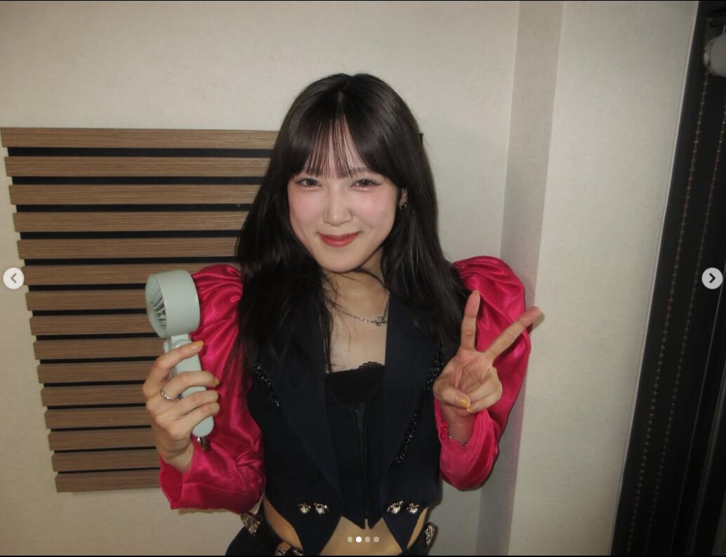 小関舞インスタグラムより