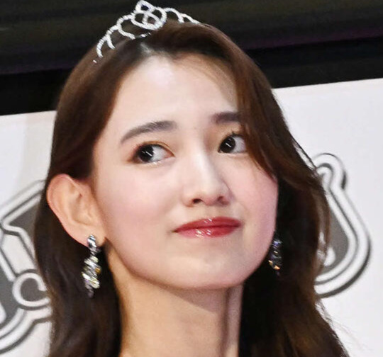 黒木麗奈（2023年撮影）