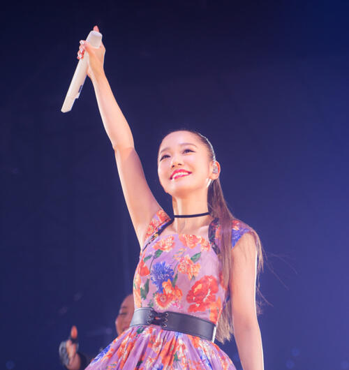 西野カナ、公式サイトがライブマナーを注意喚起「周囲への歌唱や声援の強要はおやめください」