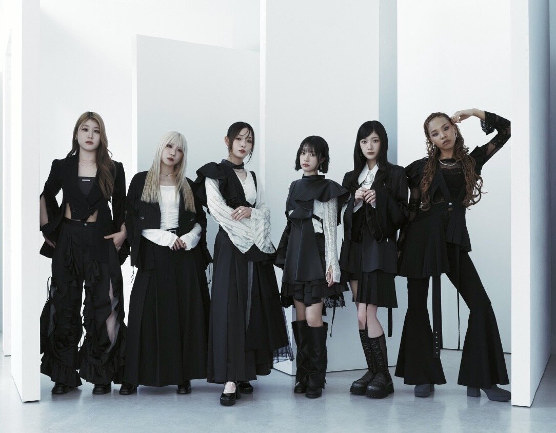 Little Glee Monster