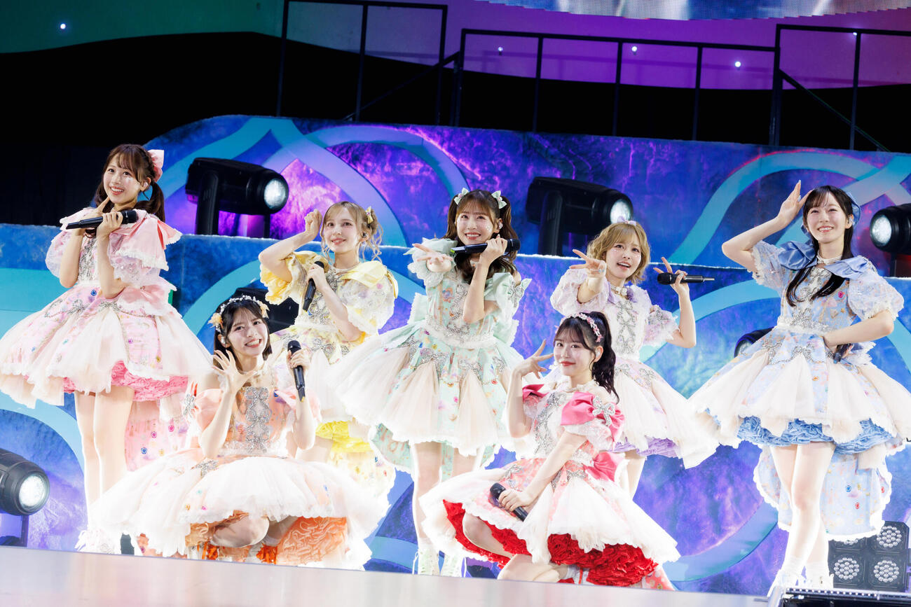 初の全国アリーナツアーの千秋楽公演を行ったFRUITS ZIPPER
