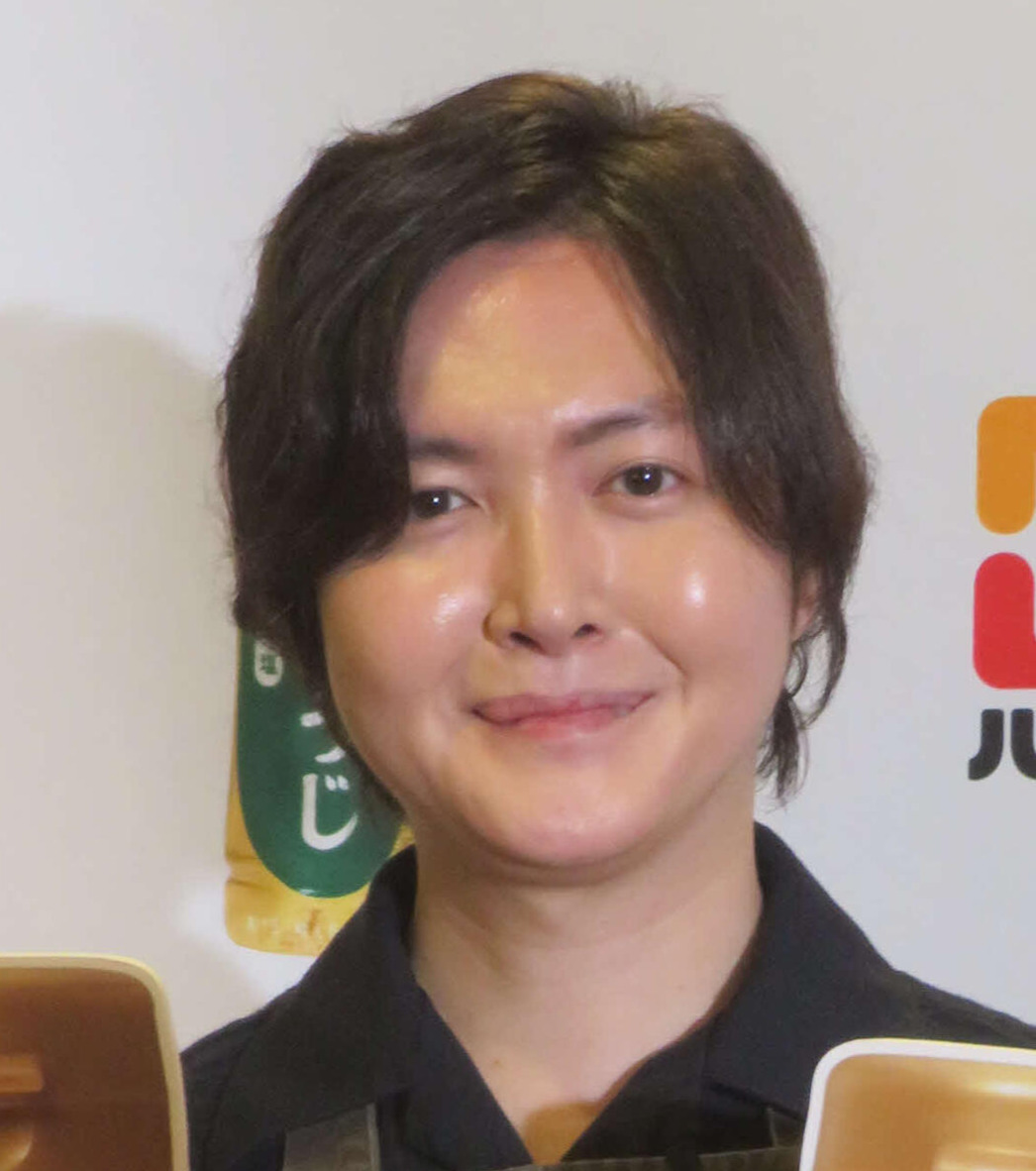 料理研究家リュウジ氏（2025年7月撮影）