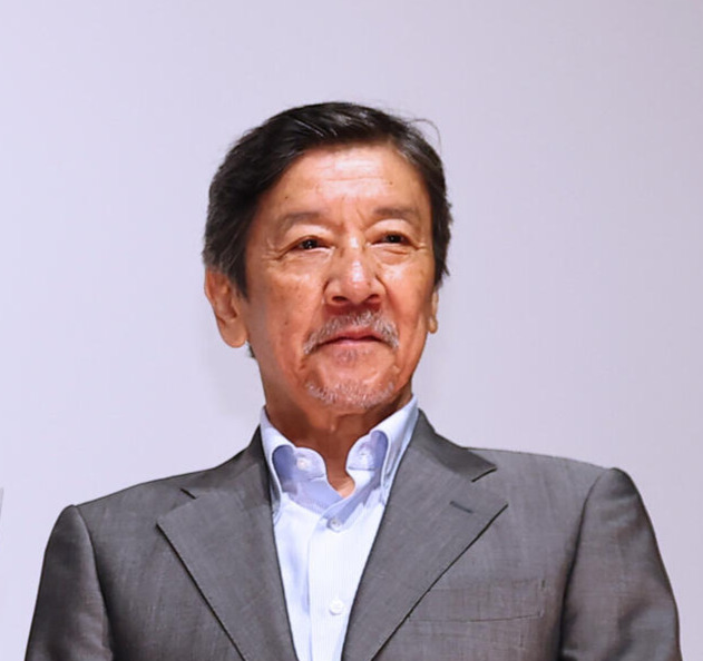 奥田瑛二（2026年撮影）
