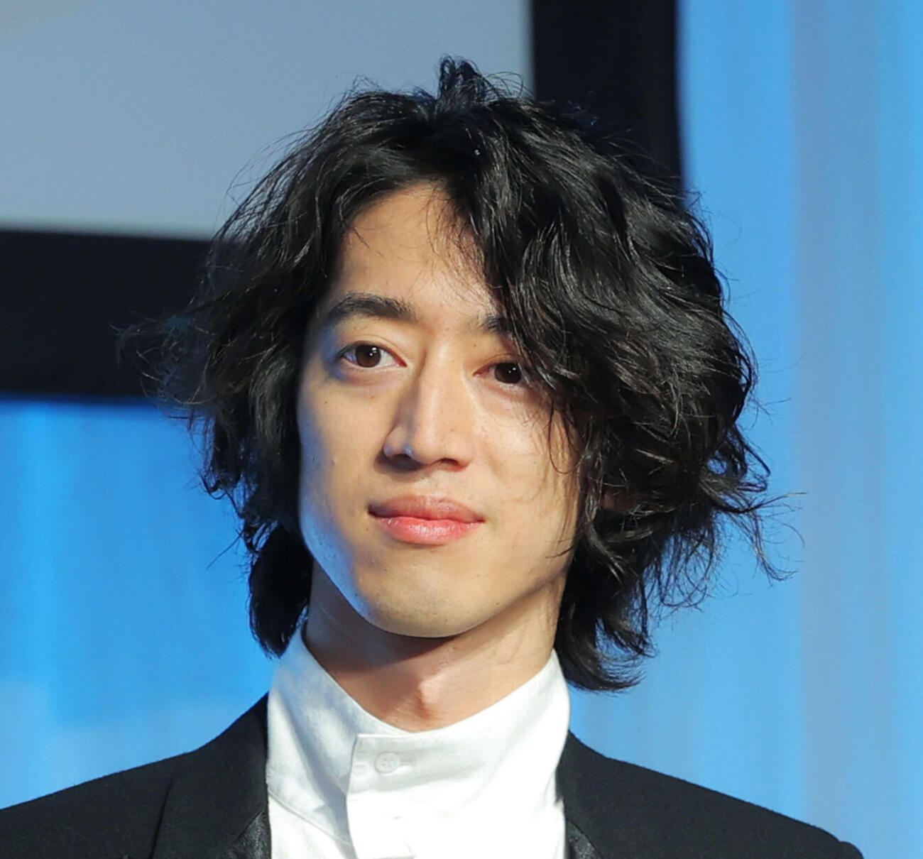 ピアニスト角野隼斗（21年12月撮影）