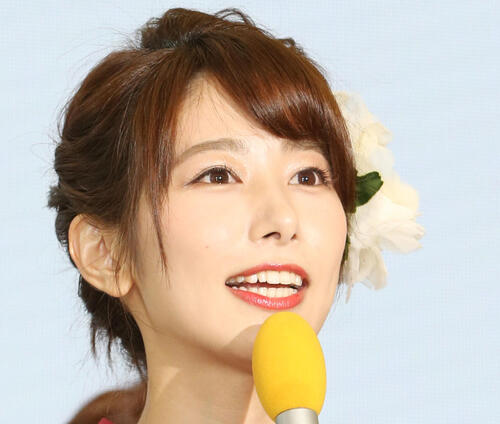 フジテレビ海老原優香アナ「ニット最強！」すらり美スタイルのワンピ姿に「色っぽかった」反響