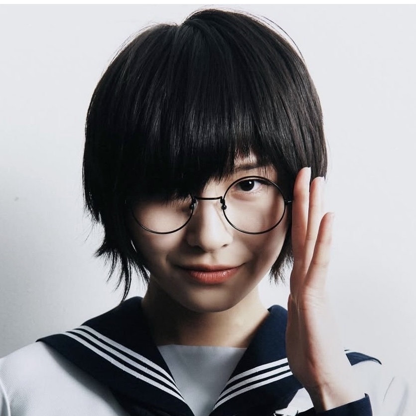 新しい学校のリーダーズSUZUKA（インスタグラムから）