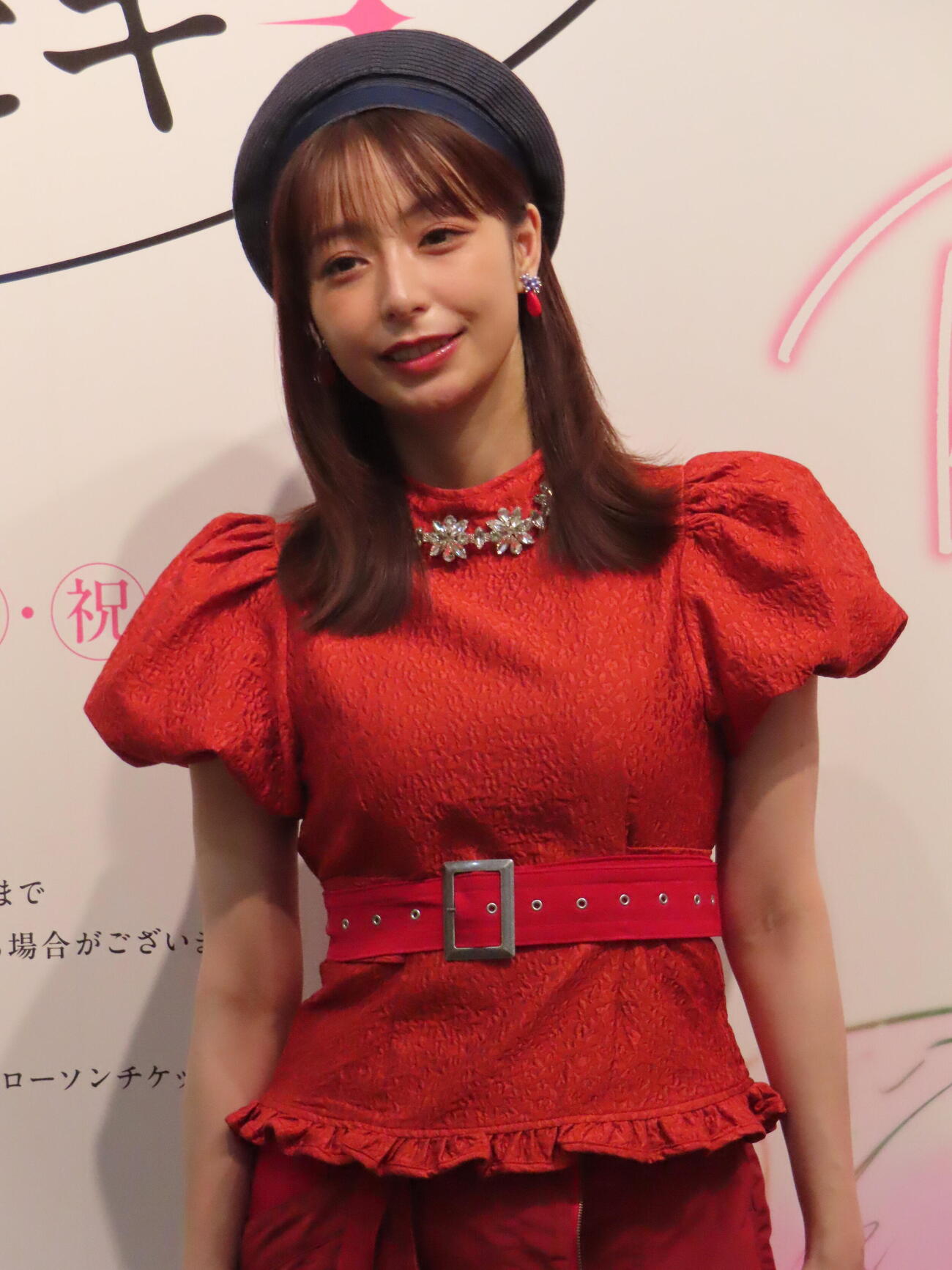 マンガ【推しの子】展オープニングイベントに登場した宇垣美里