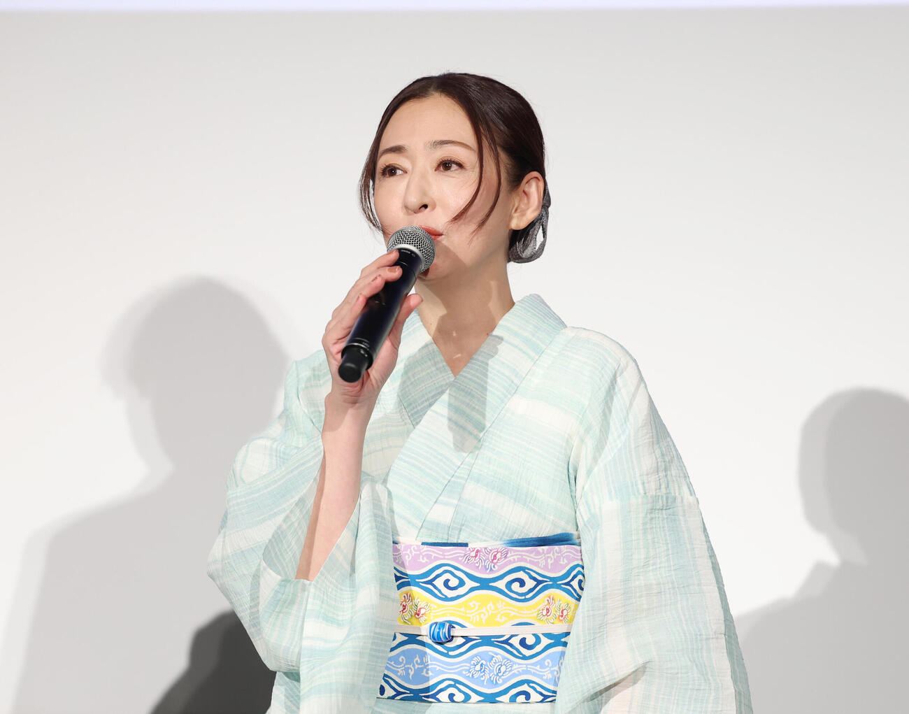 イベントに登壇し話をする松雪泰子（撮影・増田悦実）