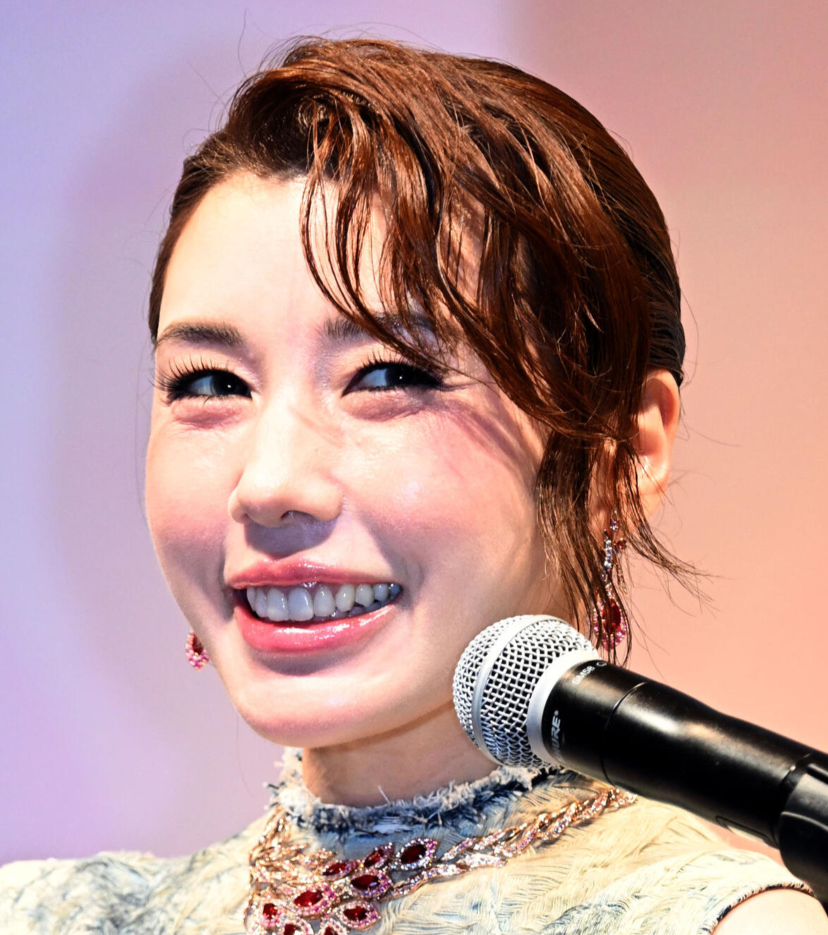 仲里依紗（2025年8月撮影）