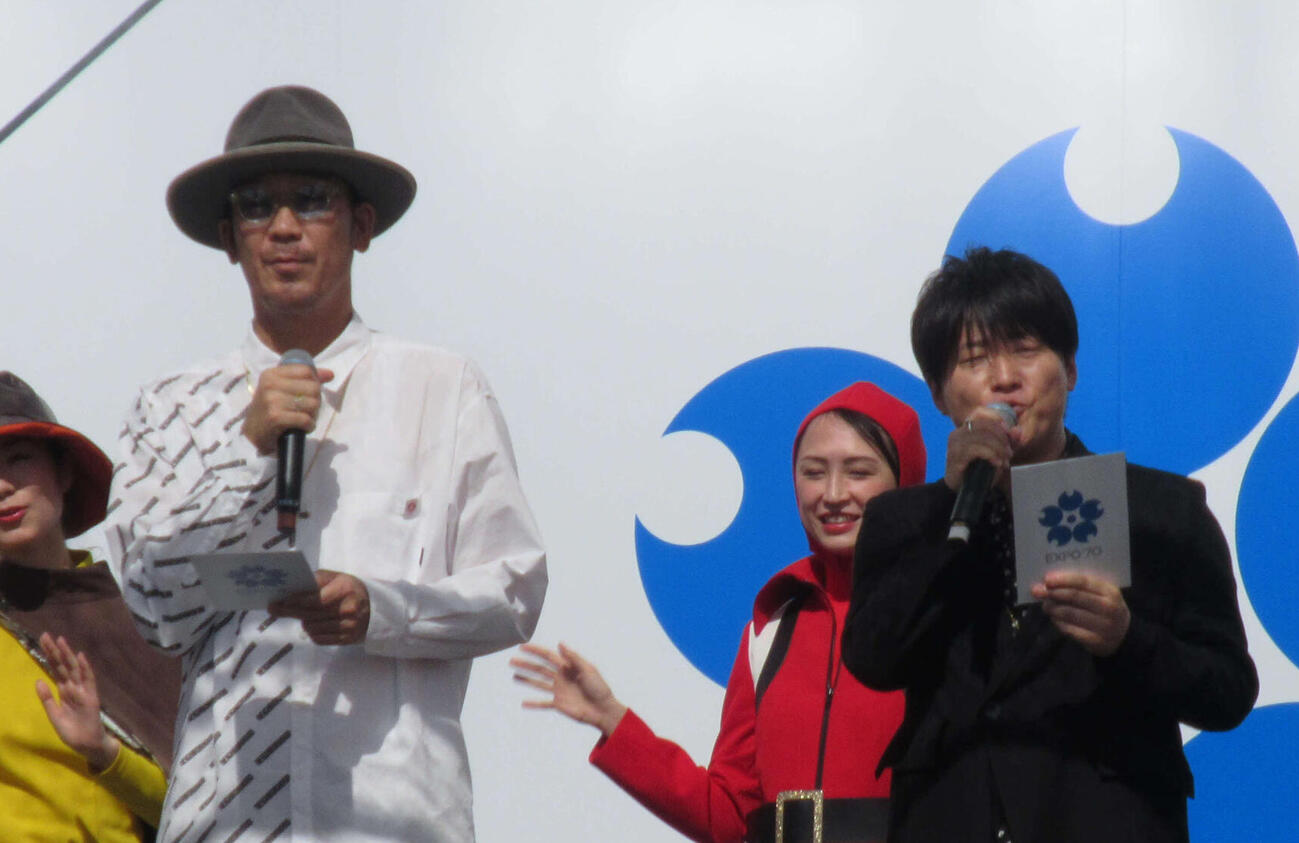 コブクロ小渕健太郎（右）と黒田俊介（2020年10月撮影）