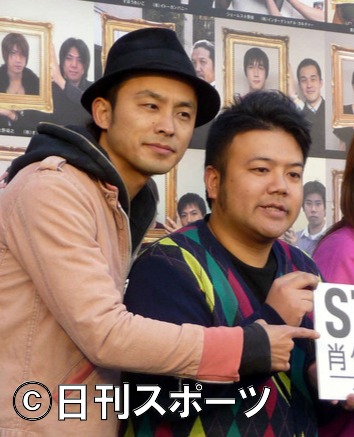 左から江戸むらさきの野村浩二と磯山良司