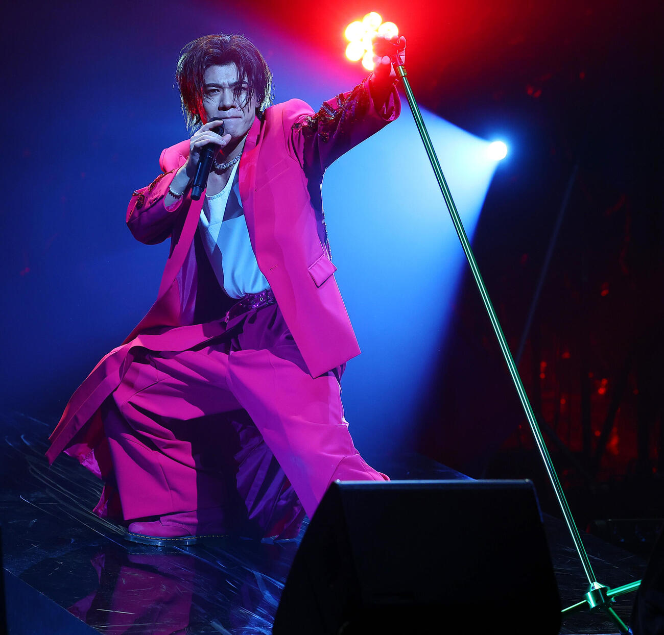 全国ツアーのファイナル公演を行った新浜レオン（撮影・野上伸悟）