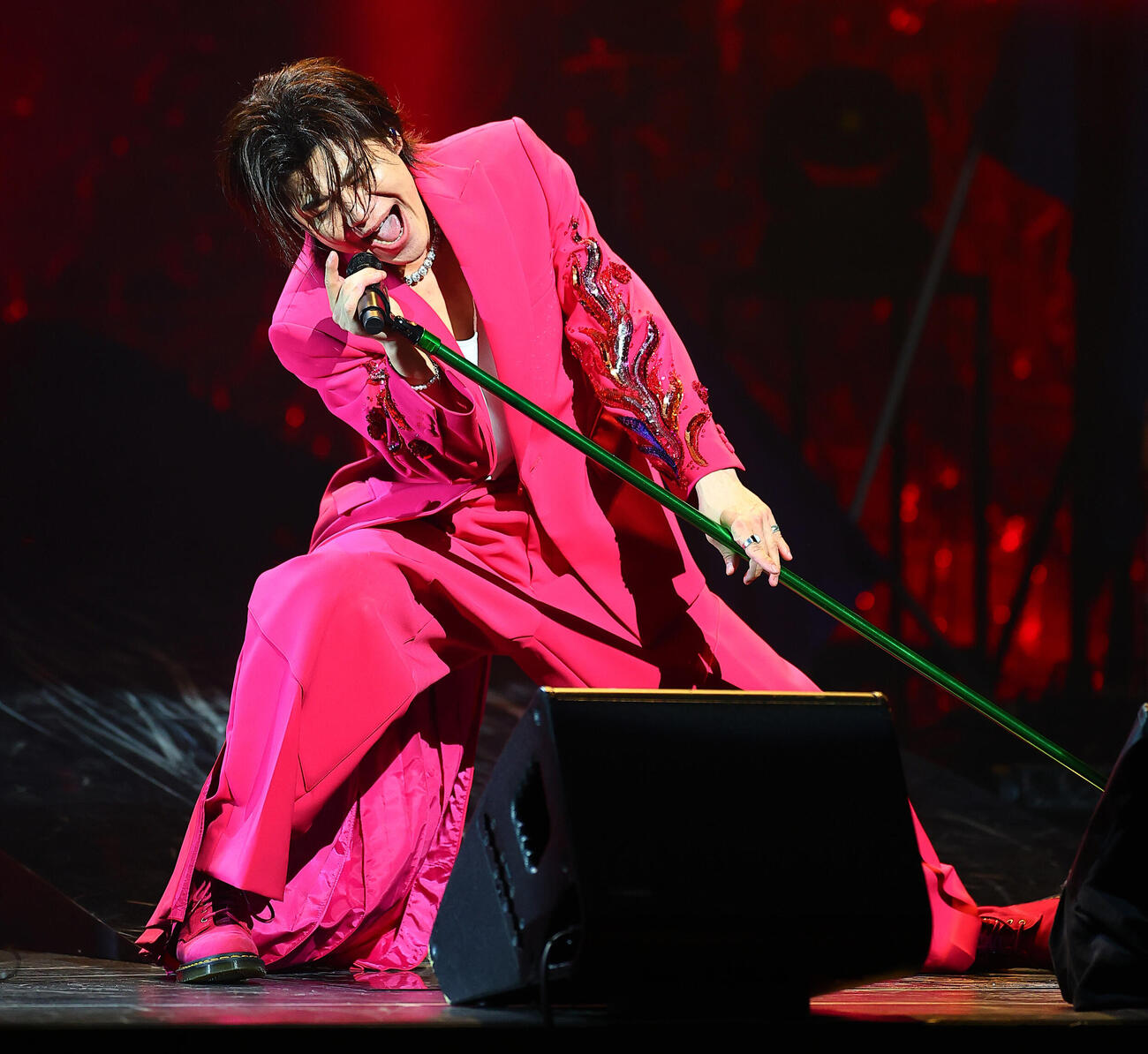 全国ツアーのファイナル公演を行った新浜レオン（撮影・野上伸悟）
