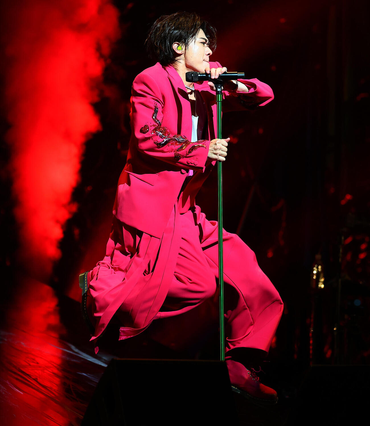 全国ツアーのファイナル公演を行った新浜レオン（撮影・野上伸悟）