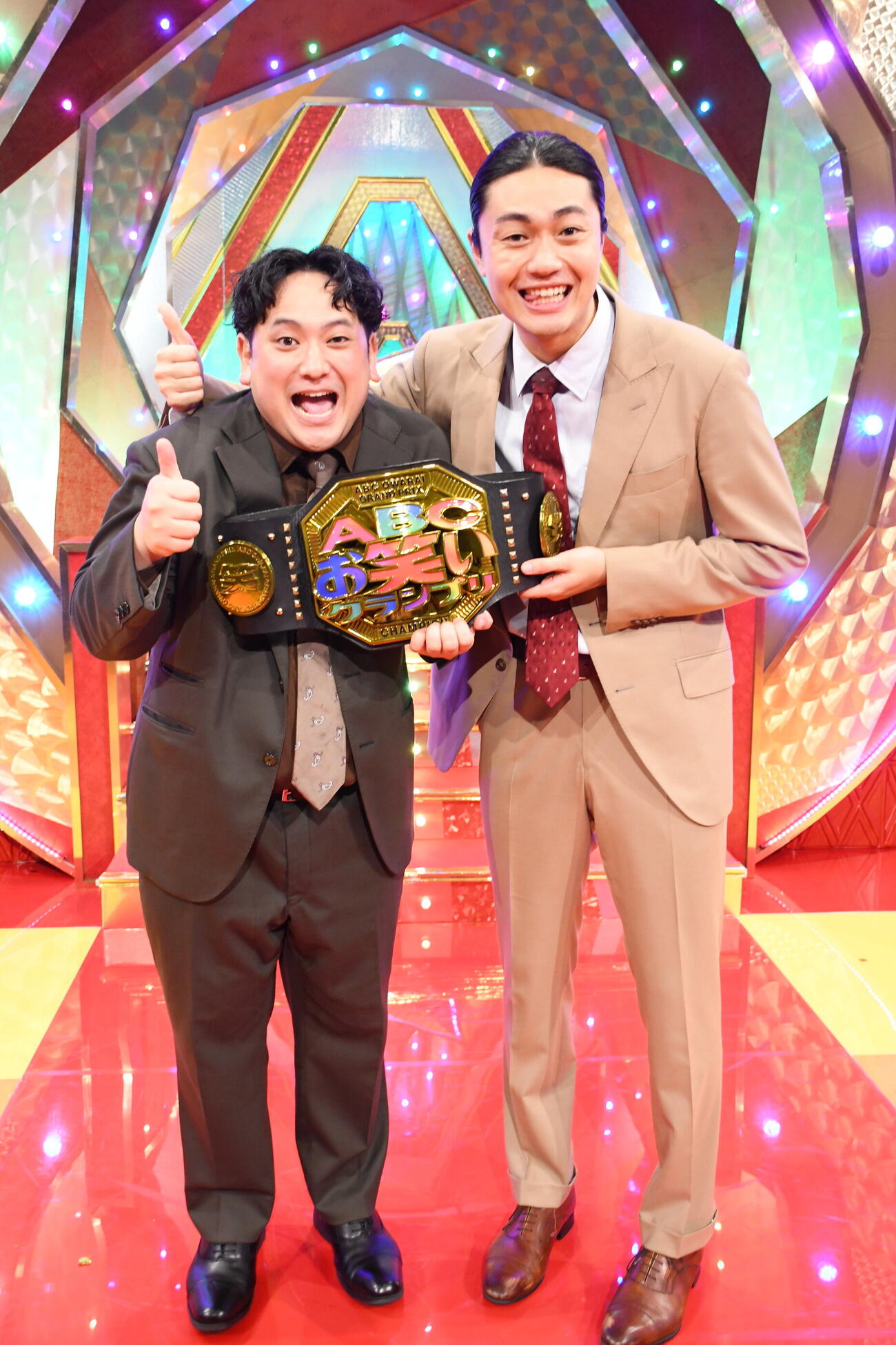 「第47回ABCお笑いグランプリ2026」に優勝したゼロカランのワキユウタ（左）とたいが（撮影・阪口孝志）