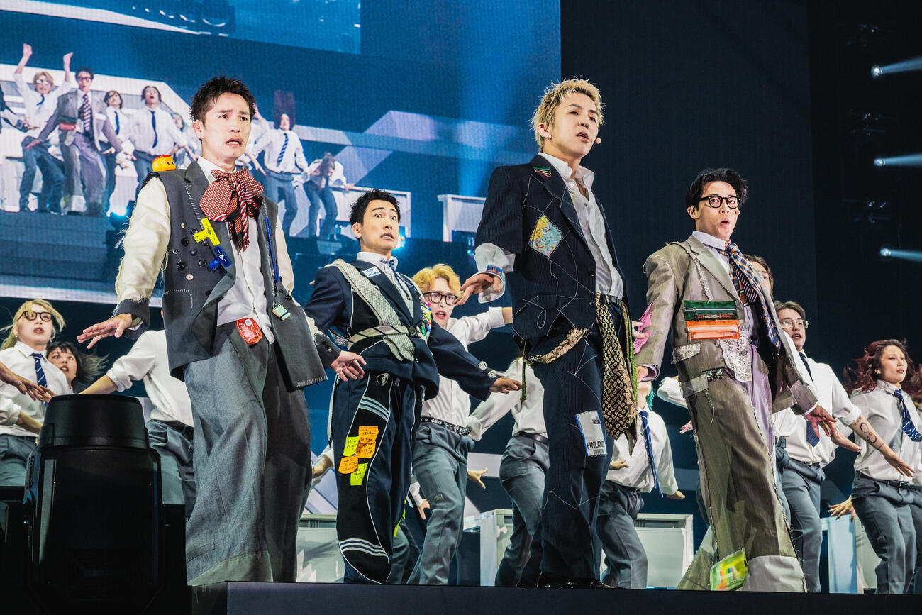 「s＊＊t kingz FES 2026　会社」でパフォーマンスするs＊＊t kingz