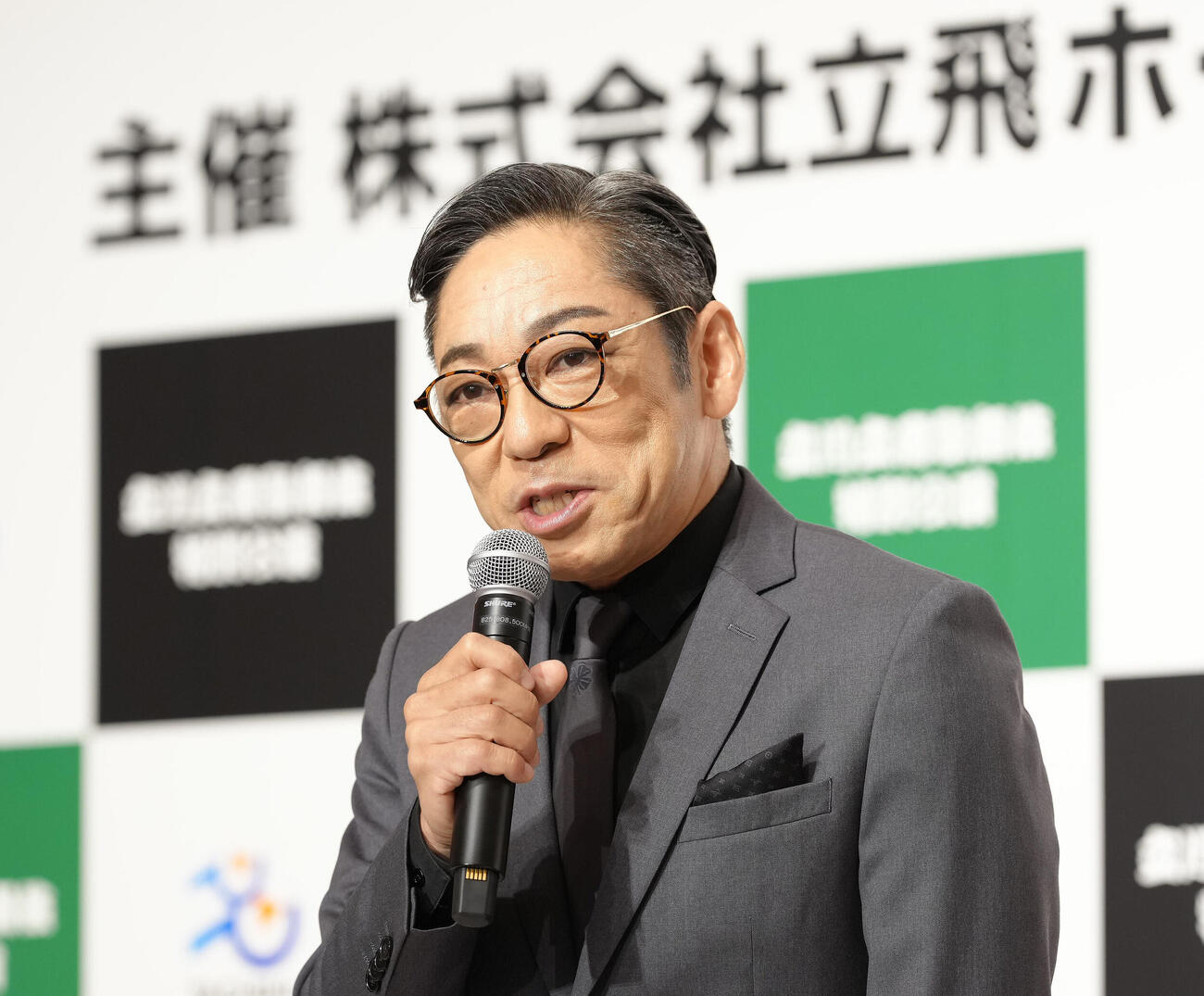 意気込みを語る市川中車（撮影・足立雅史）
