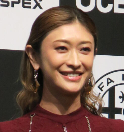 山田優＆黒木メイサ「“ちゅっ”て」「“ちゅっちゅ”って」幼少期の思い出に笑い合う