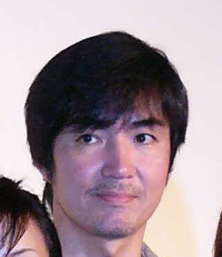 東野圭吾氏（2004年撮影）