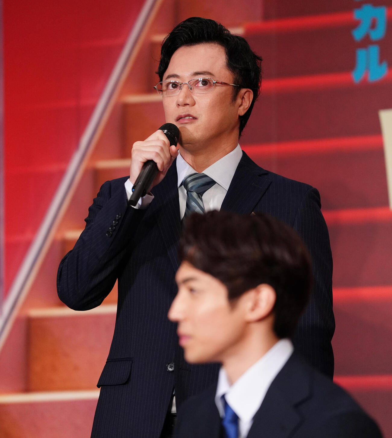 ミュージカル「民王」製作発表記者会見であいさつする上川一哉（撮影・鈴木みどり）