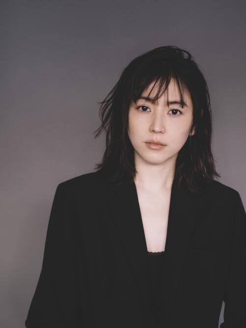 東野圭吾さん原作「マスカレード」シリーズ共演の木村拓哉＆長澤まさみが追悼「驚きと悲しみ」