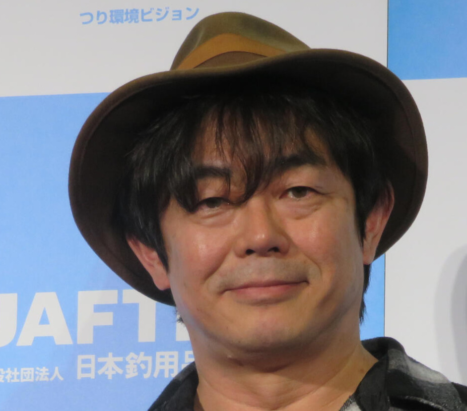 宮沢和史（2024年撮影）