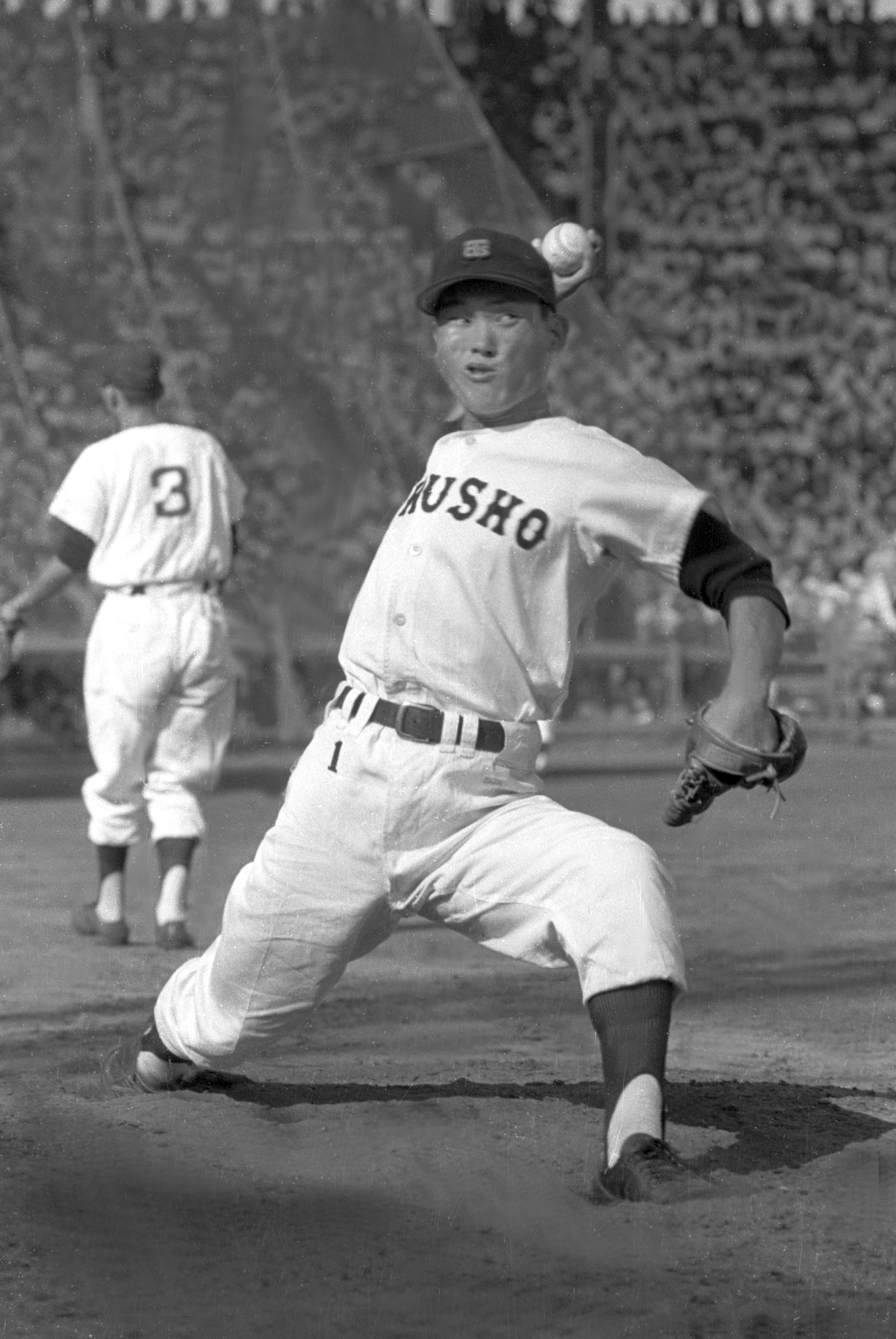 58年　魚津との引き分け再試合を制した徳島商・板東