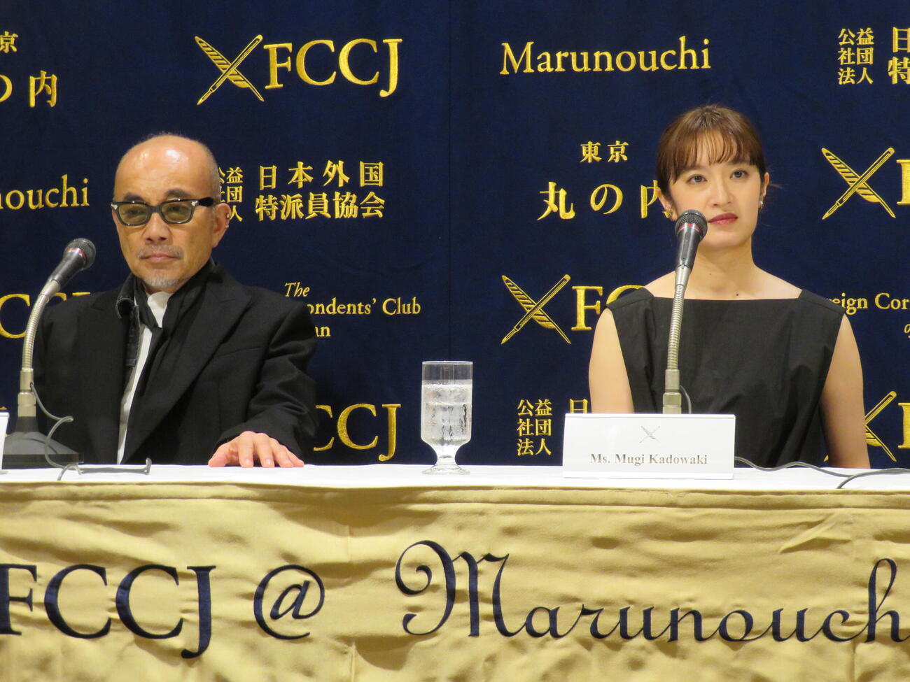 日本外国特派員協会で行われた映画「ゴースト・オブ・ウエノ」会見に登壇した門脇麦と竹中直人（撮影・村上幸将）
