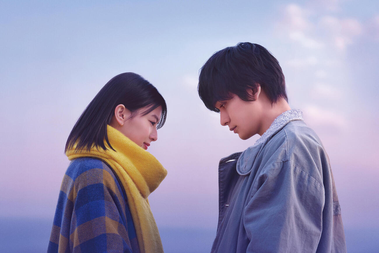 映画「君の話」でヒロインを演じる出口夏希と主演の北村匠海（C）2026「君の話」製作委員会