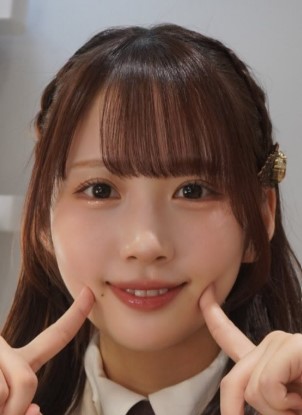 21歳アイドルグループメンバーが大胆ポーズを披露「こんなに美人なのにここまでやってくれる」