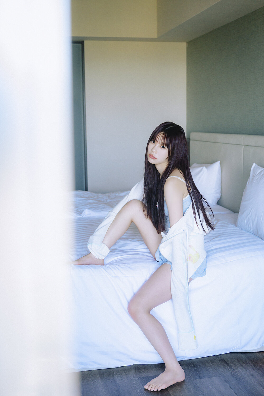 「CANDY TUNE　村川緋杏　1st写真集　the Bibian」（宝島社）