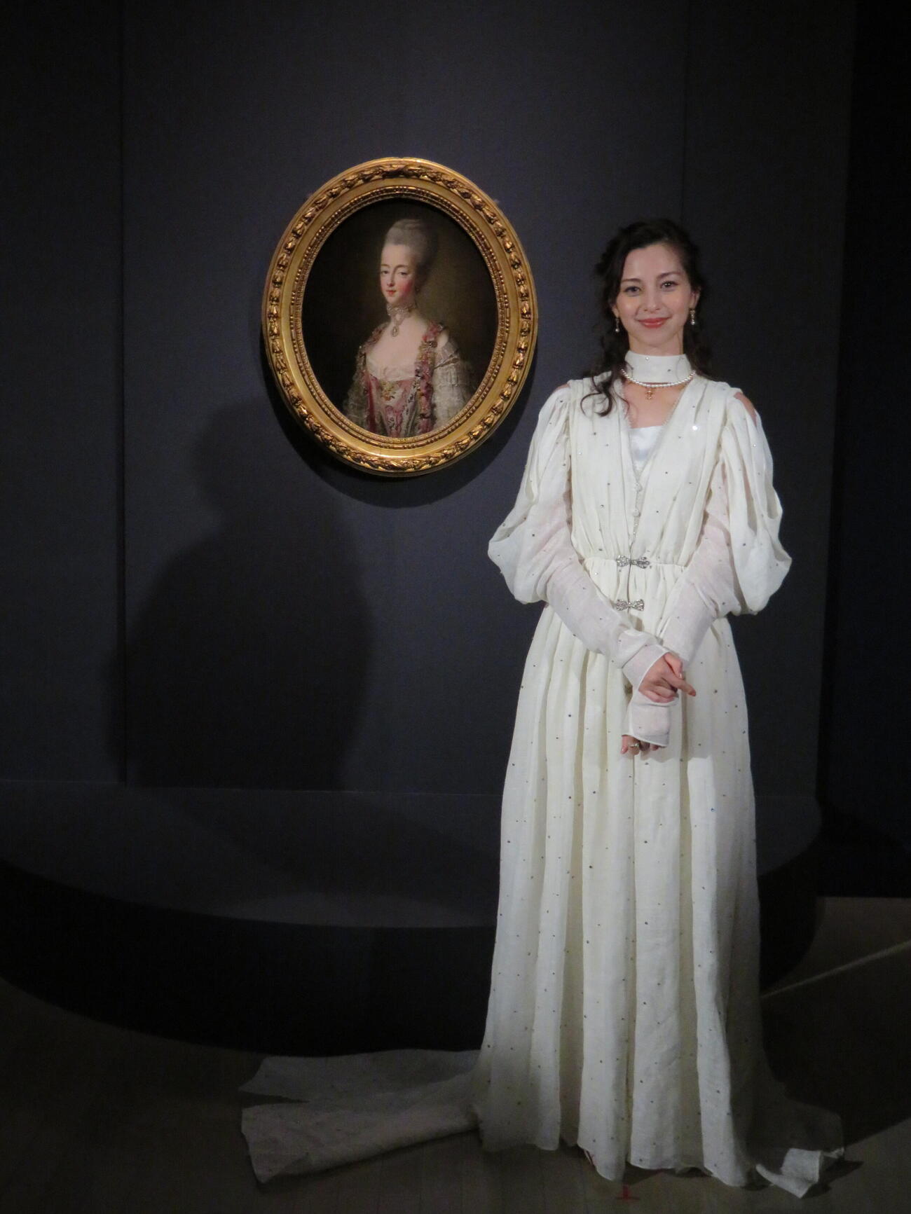 「マリー・アントワネット・スタイル」取材会に、展覧会アンバサダーとして出席した中条あやみ（撮影・村上幸将）