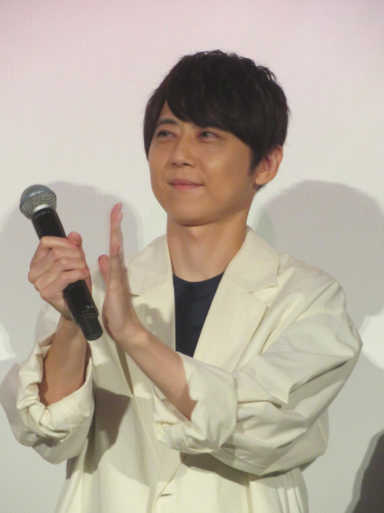 「映画クレヨンしんちゃん　奇々怪々！オラの妖怪バケ～ション」初日舞台あいさつに出席した梶裕貴（撮影・川田和博）
