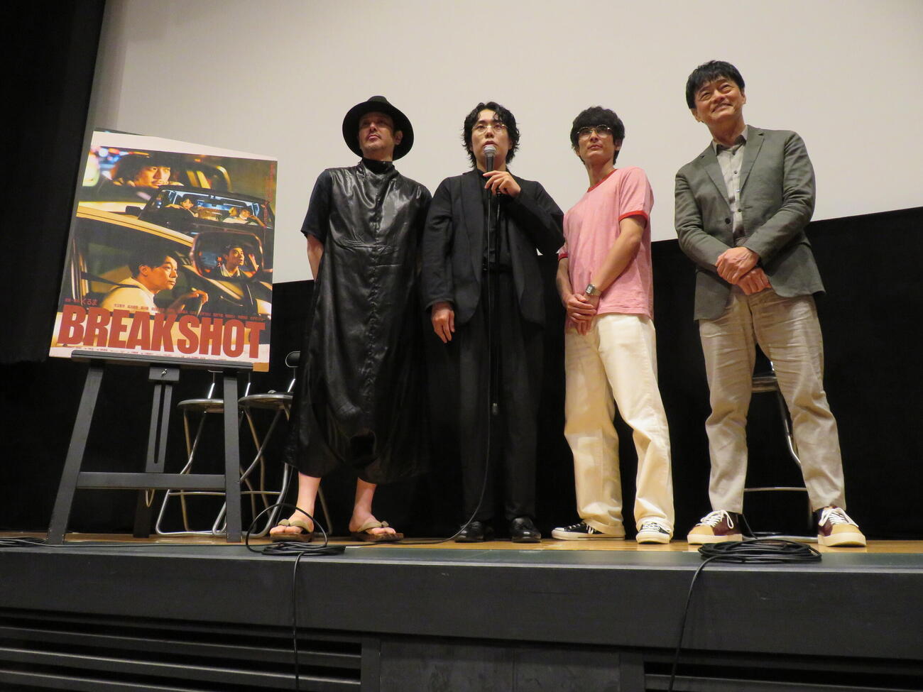 短編映画「BREAK SHOT」劇場公開記念トークイベントに登壇した、左からオダギリジョー、くるま、高良健吾、神保悟志（撮影・村上幸将）
