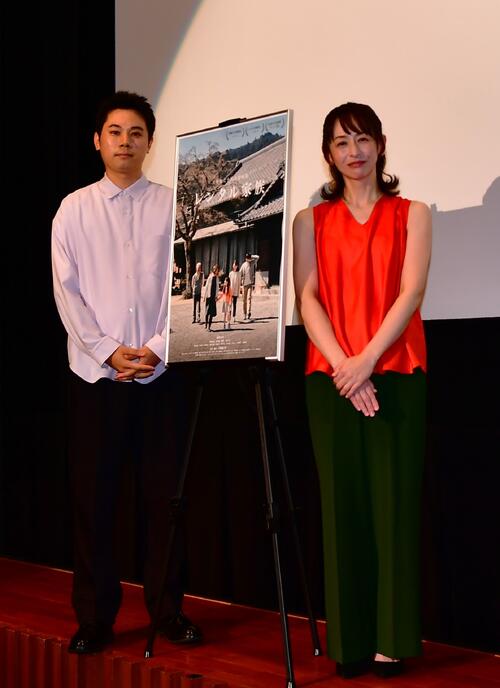 限定公開全回満席の話題映画「レンタル家族」本公開　主演荻野友里「いろんな方に」上坂監督は涙