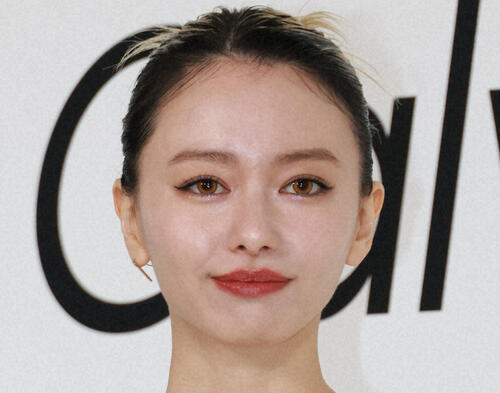 山本舞香、エイジアプロモーション退所発表「今のところ、他事務所への移籍は考えておりません」