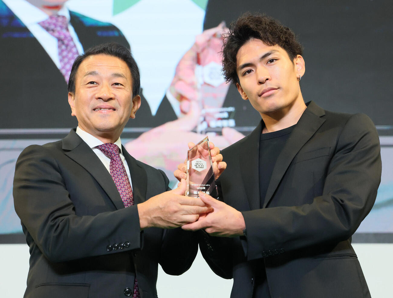 uno賞を受賞した楢崎智亜（撮影・丹羽敏通）