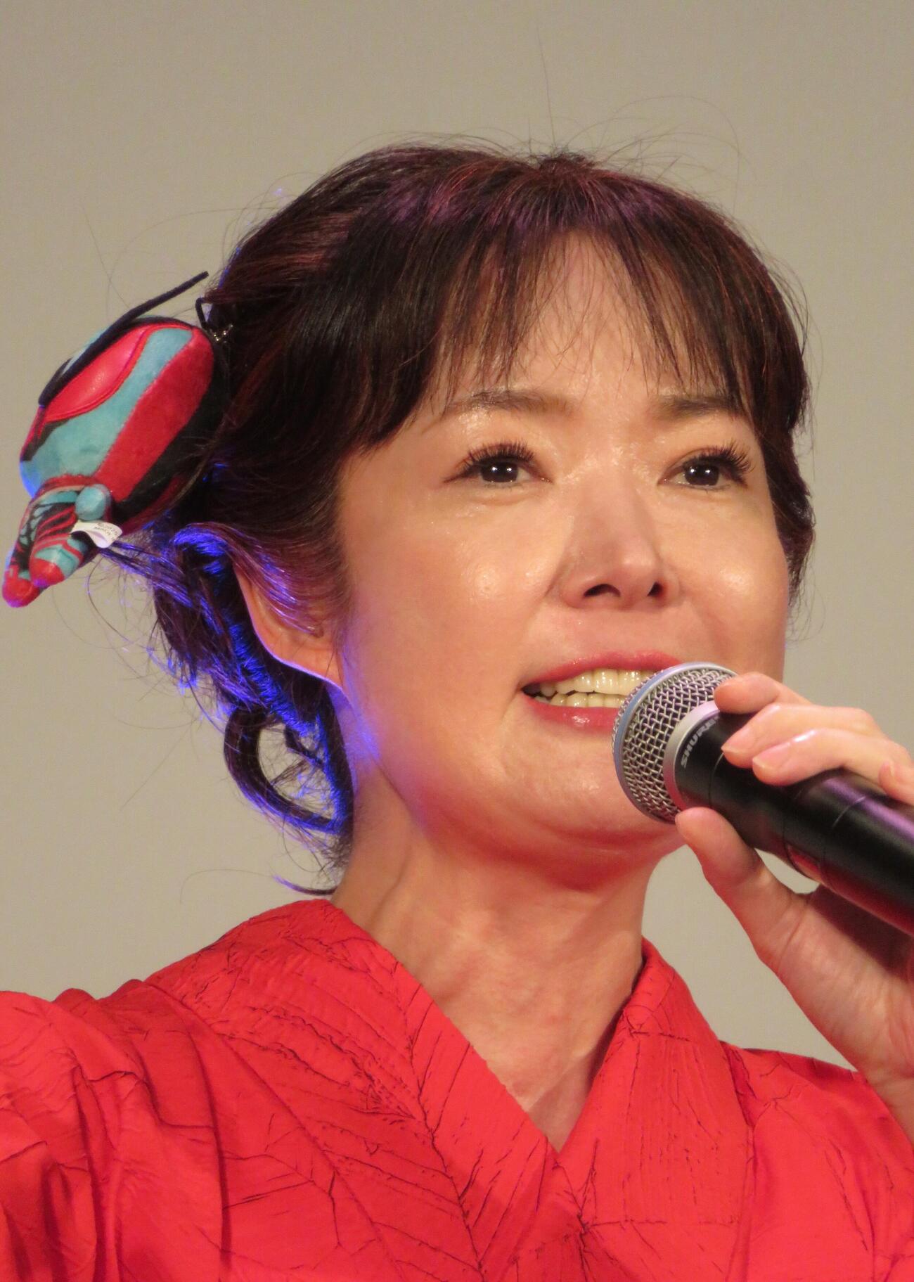 「スーパーヒーロー夏祭り2026」で歌唱イベントを行った田川寿美（撮影・松本久）